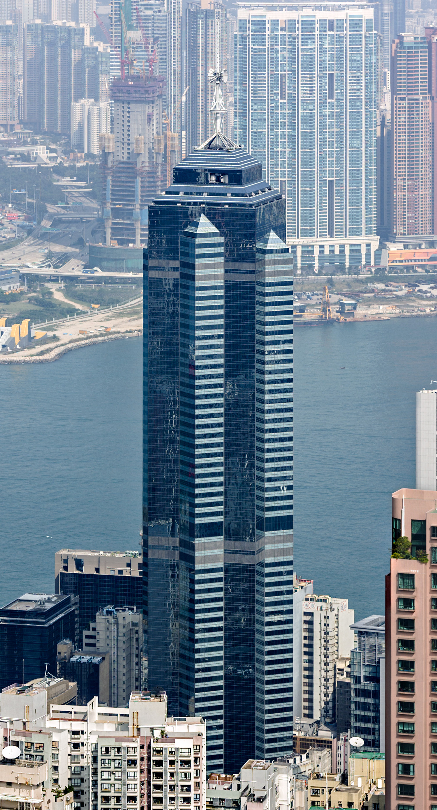 The Center, Hong Kong - View from Victoria Peak. © Mathias Beinling